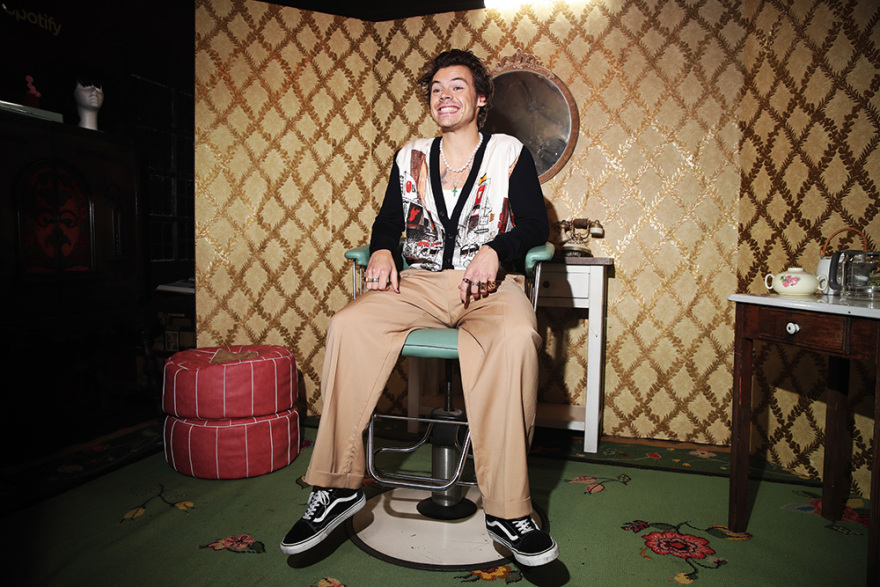 Harry Styles: Αρσενική θηλυκότητα