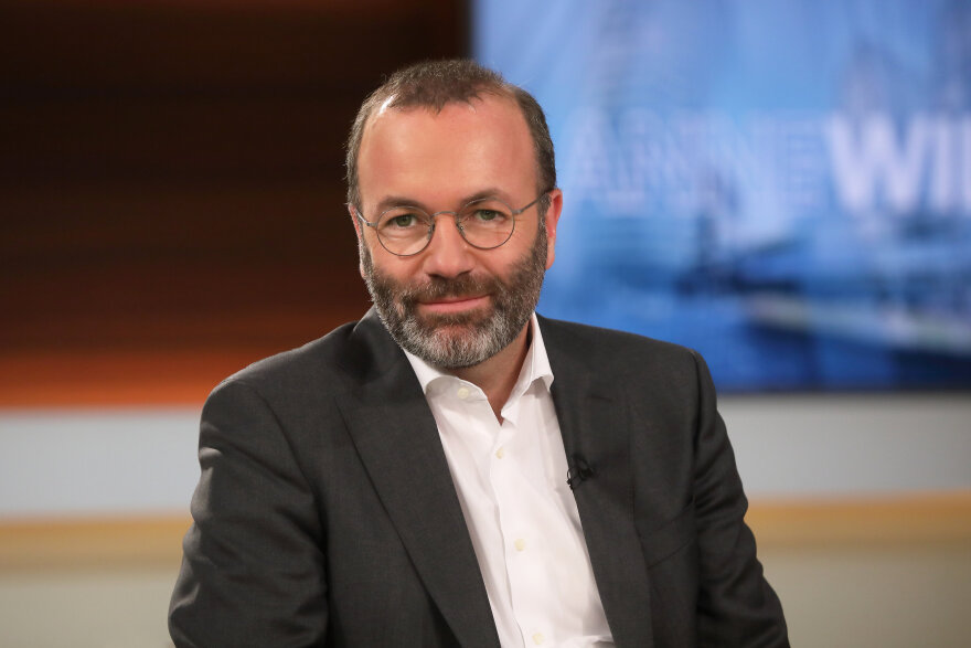 Ο Βέμπερ «στρίμωξε» τον Τζόνσον: Χωρίς την Ευρώπη δεν υπάρχει εμβόλιο