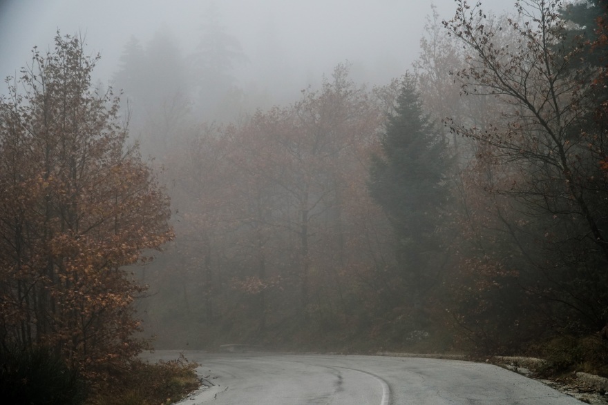 Καιρός: Νύχτα αγωνίας στην Αττική - Καταιγίδες και ισχυροί άνεμοι