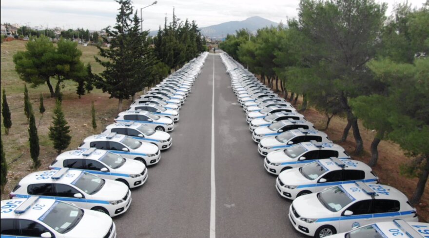 ΕΛΑΣ: Εξοπλιστικό πρόγραμμα «μαμούθ» με νέα περιπολικά και αλεξίσφαιρα - Δείτε φωτογραφίες