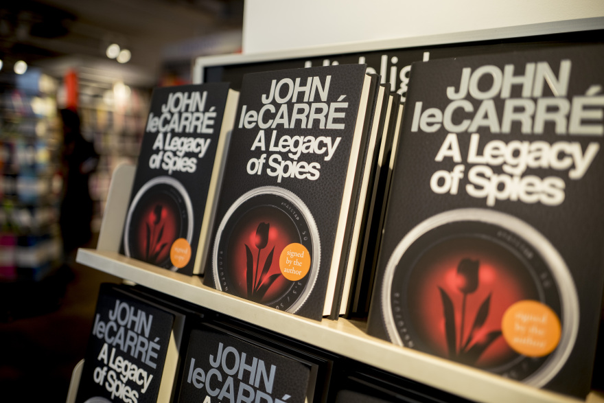 Τζον Λε Καρρέ: O κατάσκοπος που γύρισε από το κρύο δεν είναι πια εδώ