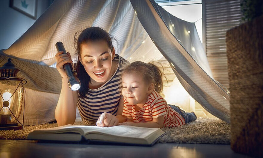 Αγορά βιβλίου εν καιρώ πανδημίας: Πόσο και τι διαβάζουν οι Έλληνες στην καραντίνα