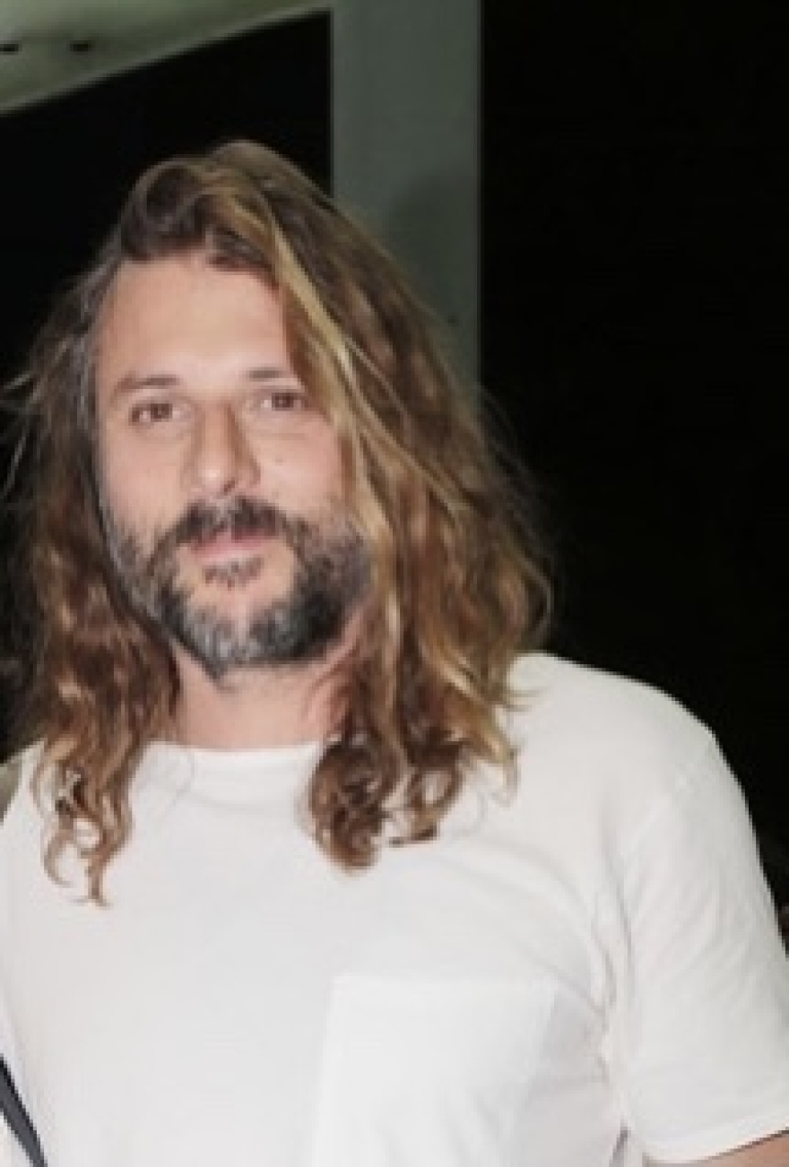 Κολωνάκι: Αδίστακτοι «ποντικοί» τρυπώνουν σε κλειστά μπαρ και αρπάζουν ποτά