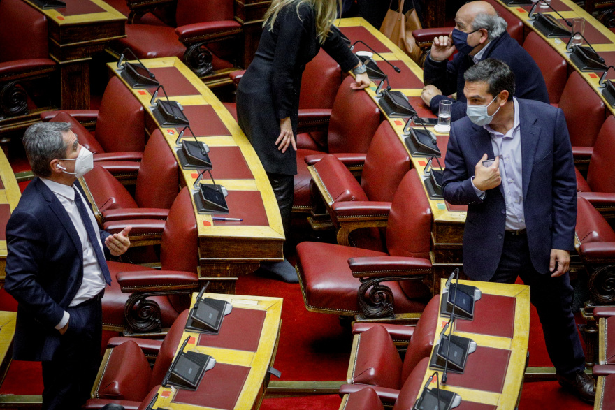 Το βιβλίο του Ανδρέα Λοβέρδου και η φράση «μέχρι τέλους» που τον ενώνει με Σαμαρά και Βενιζέλο