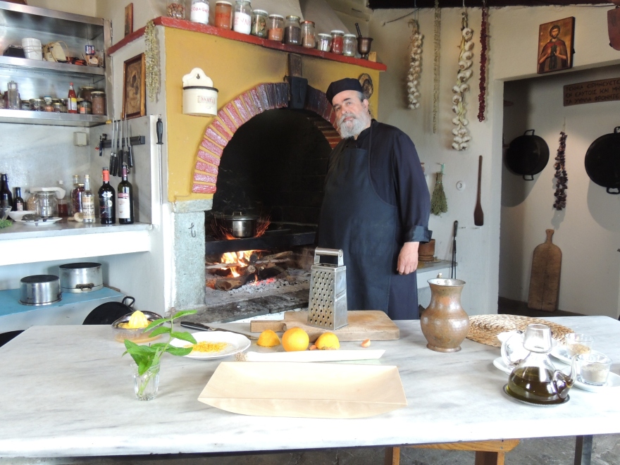 ΕΡΤ: «Όψον και ψαλμός» - Οι αγιορείτικες συνταγές του γέροντα Επιφάνιου στο ERTFLIX