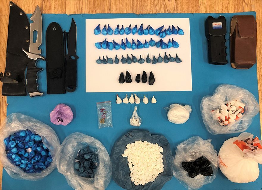 Άρση απορρήτου για 500 τηλέφωνα των επώνυμων πελατών του κυκλώματος κοκαΐνης