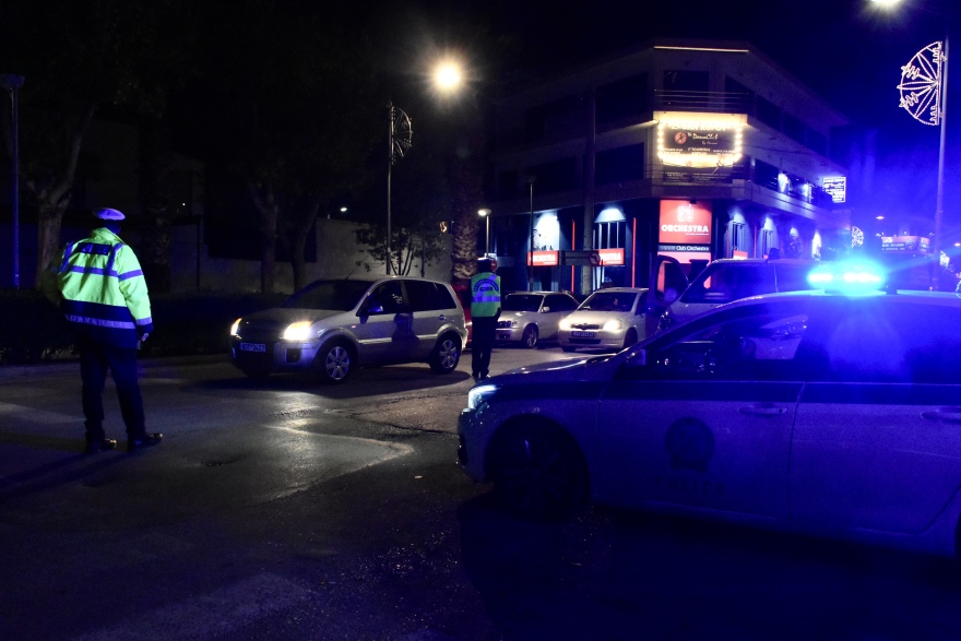 Έρημες πόλεις Ασπρόπυργος, Ελευσίνα, Μάνδρα την πρώτη μέρα του τοπικού lockdown - Σαρωτικοί έλεγχοι