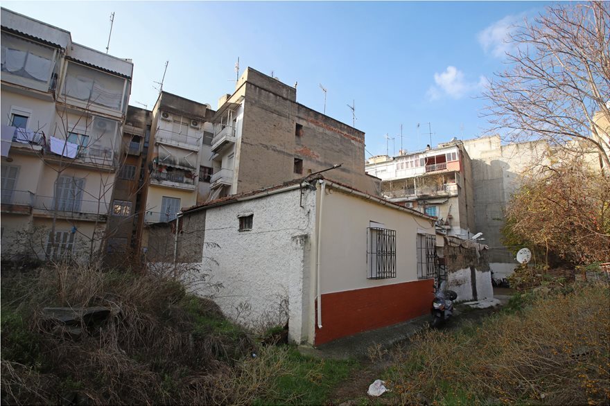 Δολοφονία στη Θεσσαλονίκη: Στον εισαγγελέα γιαγιά και σύντροφος - 12 και 14 ετών οι δράστες