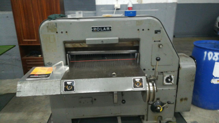 Χτύπημα της Αστυνομίας σε παράνομα εργοστάσια καπνού και τσιγάρων - Είχαν τυπογραφείο και στόλο φορτηγών