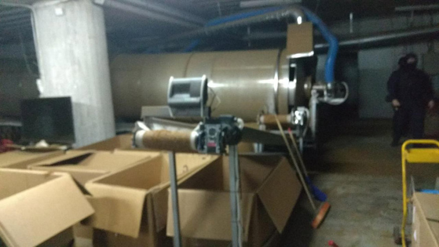 Χτύπημα της Αστυνομίας σε παράνομα εργοστάσια καπνού και τσιγάρων - Είχαν τυπογραφείο και στόλο φορτηγών