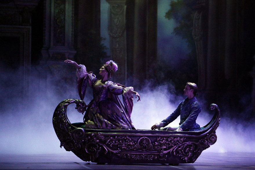  Πιοτρ Ίλιτς Τσαικόφσκι Η ΩΡΑΙΑ ΚΟΙΜΩΜΕΝΗ