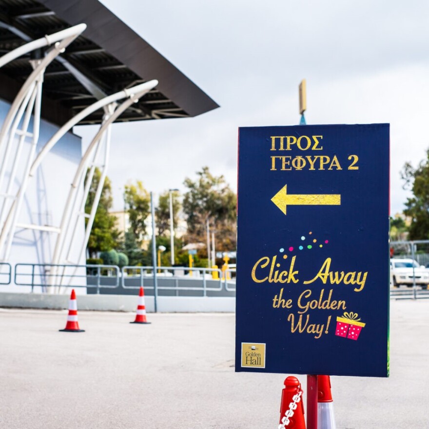 Click away the Golden Way!