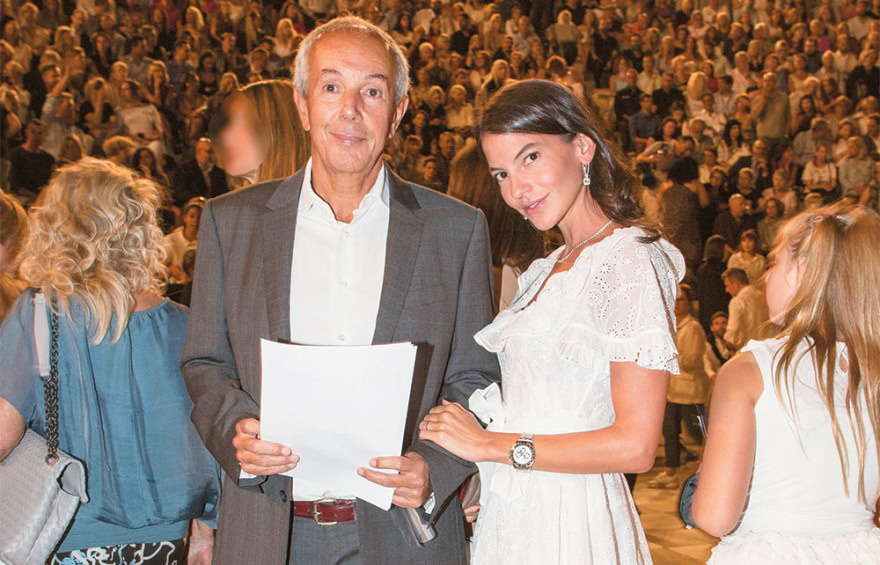 Κούστας για την πρώην σύζυγό του: «Της άφησα στο σπίτι Σαγκάλ €2 εκατ. και  μου επέστρεψε πλαστό»