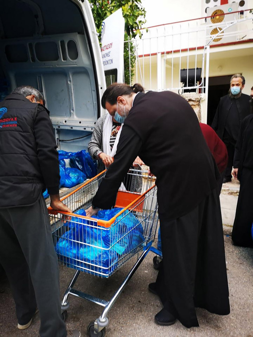 «Δέματα αγάπης» από τον Μητροπολίτη Νέας Ιωνίας Γαβριήλ 