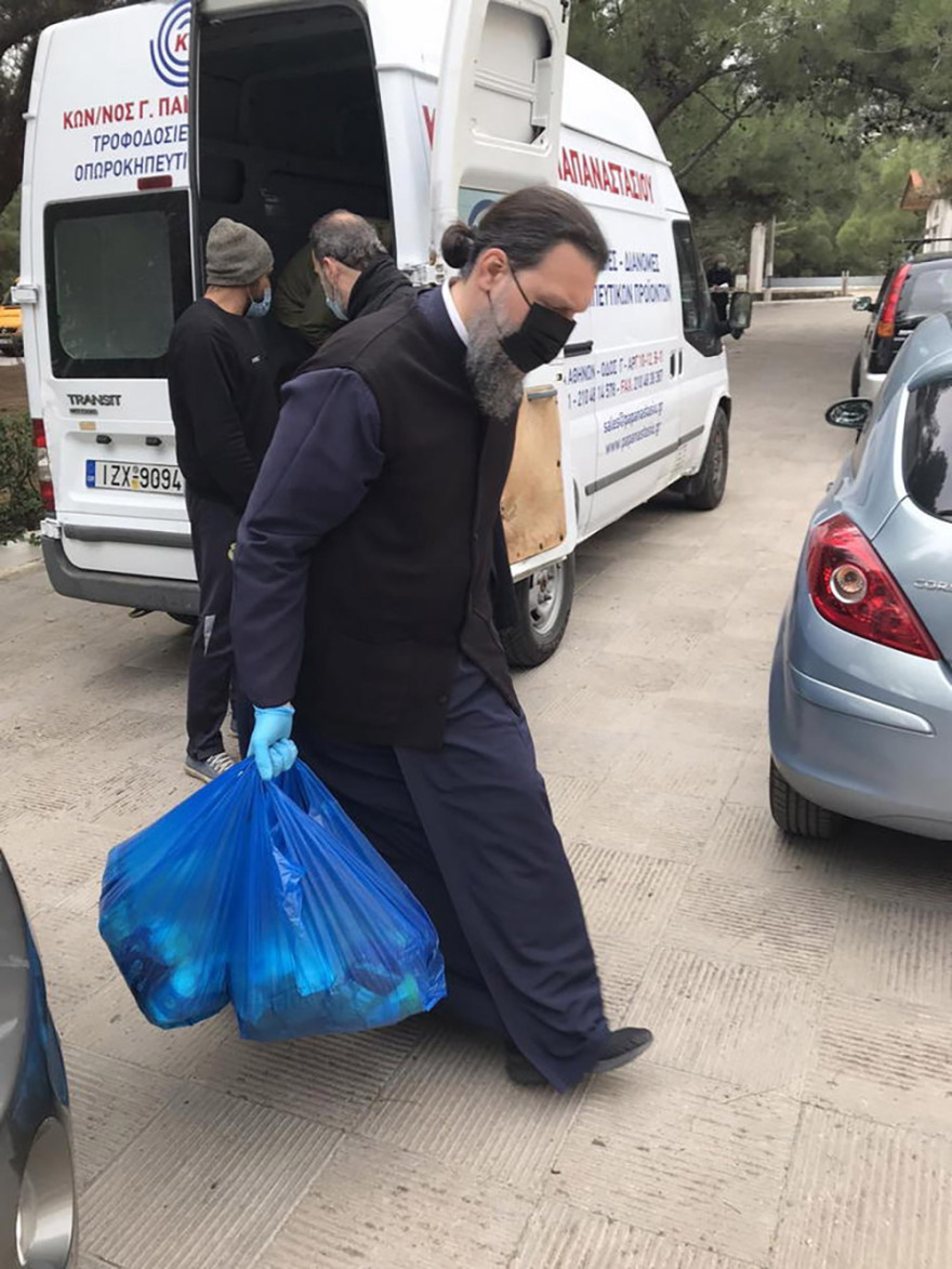 «Δέματα αγάπης» από τον Μητροπολίτη Νέας Ιωνίας Γαβριήλ 