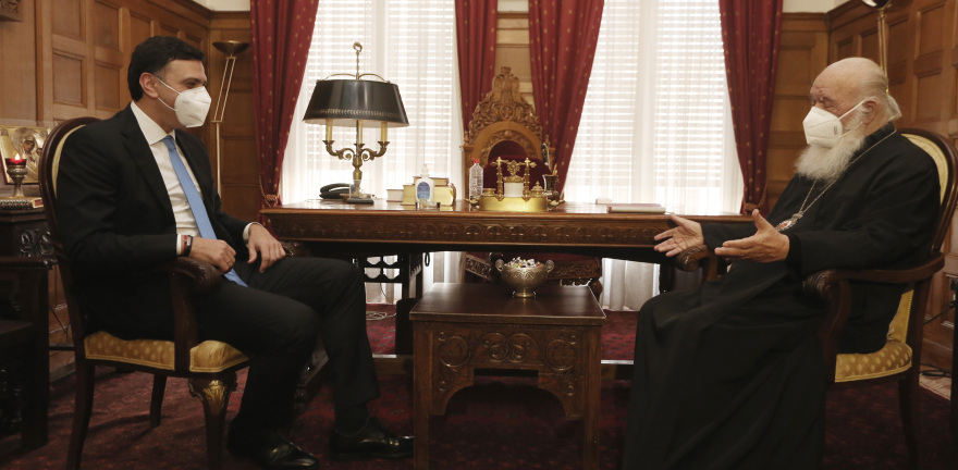 Ιερώνυμος σε Κικίλια: Αν δεν είχα νοσήσει θα εμβολιαζόμουν πρώτος