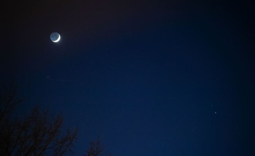 «Αστέρι της Βηθλεέμ»: Εικόνες από διάφορα σημεία του πλανήτη