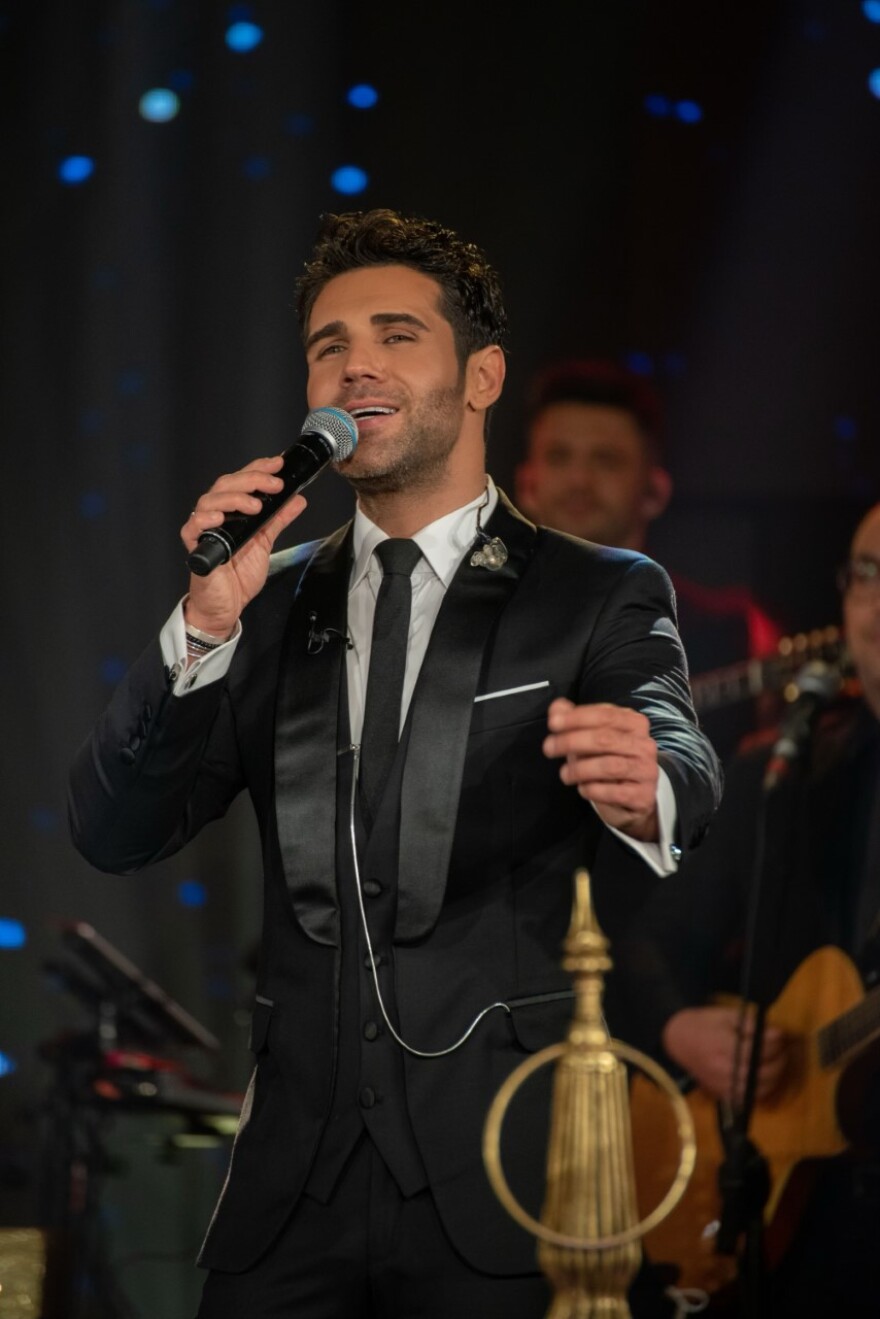 «Χριστούγεννα με τη Νατάσα στο MEGA»: Ρεβεγιόν με τη Νατάσα Θεοδωρίδου και τους διάσημους φίλους της