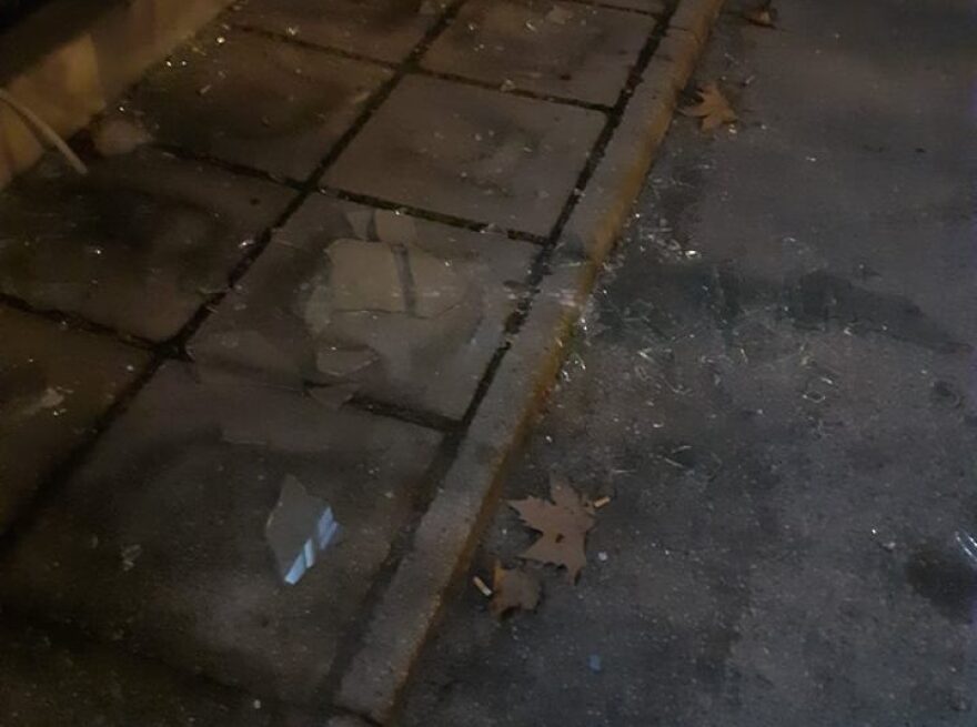 Θεσσαλονίκη: Επίθεση με πέτρες στα γραφεία του «Γ.Σ. Ηρακλής»