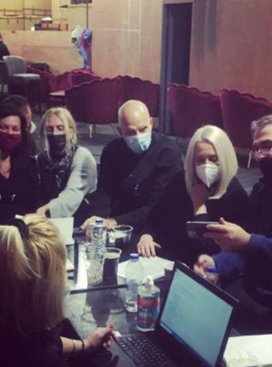 Κορομηλά - Ρέμος: Backstage εικόνες από τις ετοιμασίες για το Πρωτοχρονιάτικο σόου του MEGA