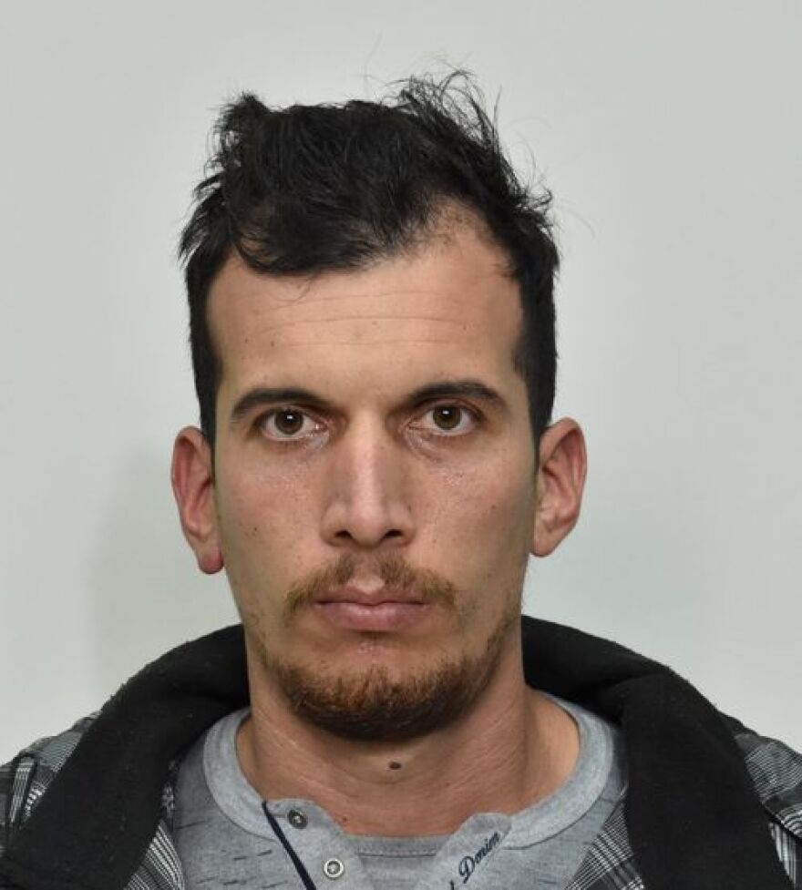 Αυτοί είναι οι τρεις κακοποιοί που είχαν «ρημάξει»  καταστήματα στα Νότια Προάστια