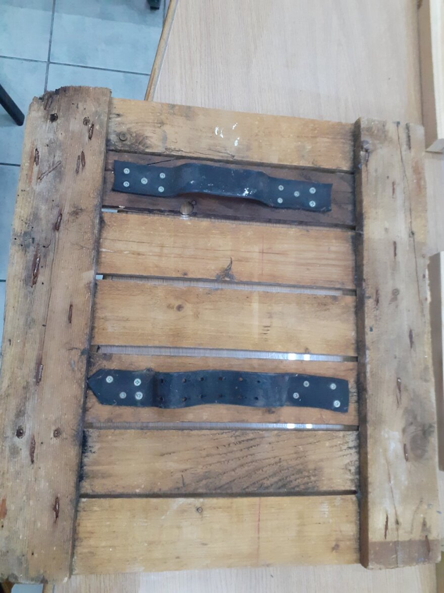 Φυλακές Κορυδαλλού: Βρήκαν αυτοσχέδια όπλα, μάρκες πόκερ και... τσίπουρο