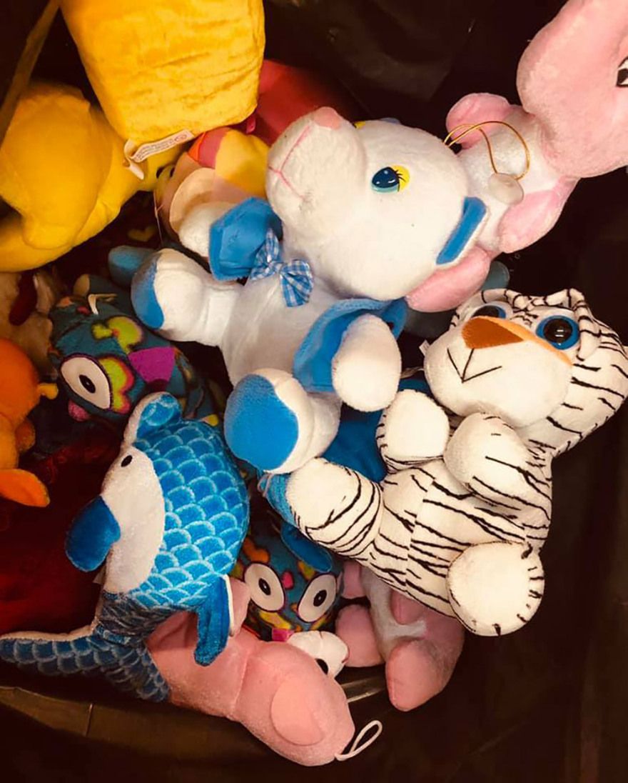 Μητσοτάκης: Φαγητό και δώρα σε κόσμο που το έχει ανάγκη μοίρασε ο πρωθυπουργός 