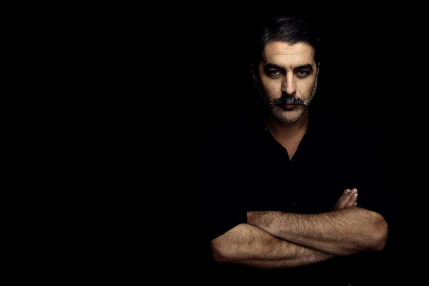 Βασίλης Μπισμπίκης: «Μου αρέσει να ζω τη ζωή μου στα άκρα»