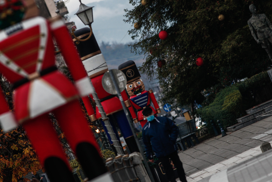 Σούπερ μάρκετ και καταστήματα: Το ωράριο λειτουργίας μέχρι την Πρωτοχρονιά 