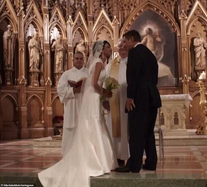 Ποια «Ιταλίδα από την Κυψέλη»; Η Ισπανίδα από τη... Βοστώνη και πώς την «πάτησε» μαζί της ο Άλεκ Μπάλντουιν!