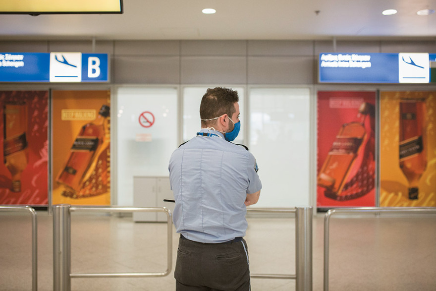 Τα 16 φωτογραφικά «κλικ» και οι ιστορίες που σημάδεψαν το  2020 