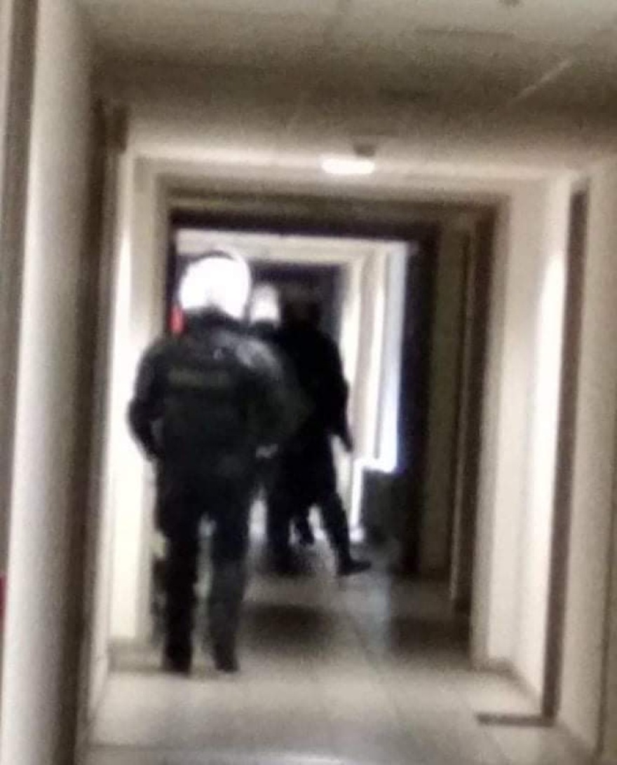 Έφοδος της Αστυνομίας στην Πανεπιστημιούπολη Ζωγράφου - Οκτώ προσαγωγές