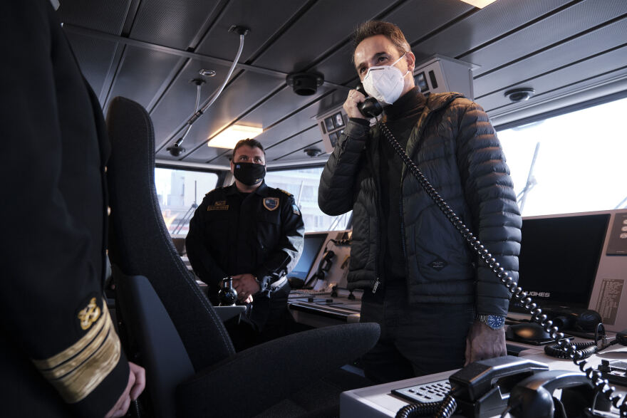 Μητσοτάκης από τη Λέσβο: Άνω του 80% η μείωση στις αφίξεις παράνομων μεταναστών - Το 2020 φυλάξαμε τα σύνορά μας