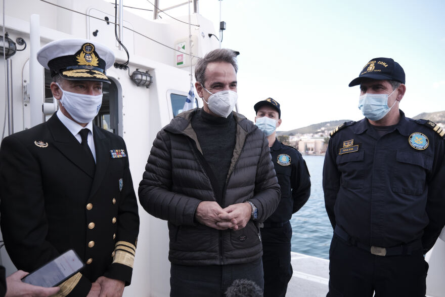 Μητσοτάκης από τη Λέσβο: Άνω του 80% η μείωση στις αφίξεις παράνομων μεταναστών - Το 2020 φυλάξαμε τα σύνορά μας