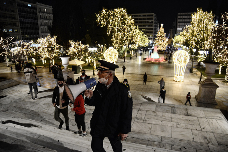 Η πιο παράξενη Πρωτοχρονιά - Έρημη πόλη η Αθήνα