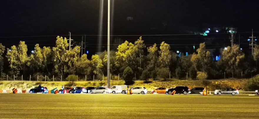 Lockdown: Αυξημένοι οι έλεγχοι της Αστυνομίας στα διόδια Ελευσίνας - Δείτε φωτογραφίες