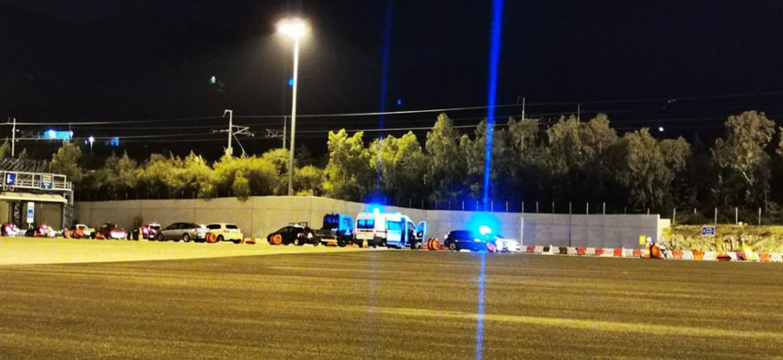 Lockdown: Αυξημένοι οι έλεγχοι της Αστυνομίας στα διόδια Ελευσίνας - Δείτε φωτογραφίες