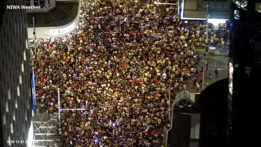 Νέα Ζηλανδία και Αυστραλία υποδέχτηκαν με εντυπωσιακά σόου το 2021 - Δείτε βίντεο