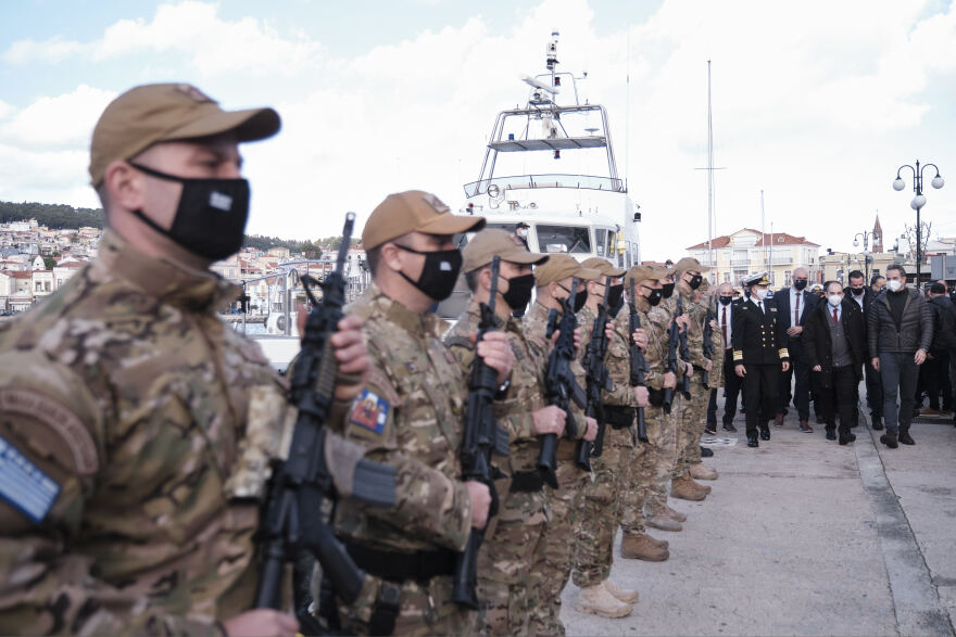 Μητσοτάκης από τη Λέσβο: Άνω του 80% η μείωση στις αφίξεις παράνομων μεταναστών - Το 2020 φυλάξαμε τα σύνορά μας