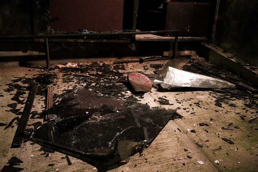 Δήμος Αθηναίων για την επίθεση στην Κυψέλη:  «Τους αφήνουμε στην κρίση των πολιτών»