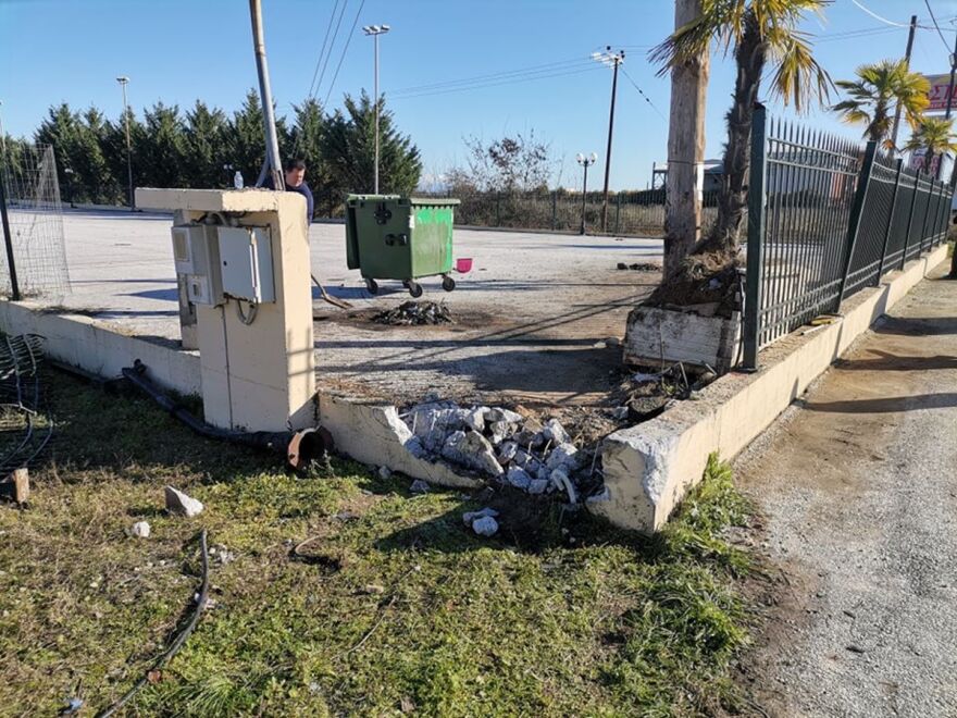 Τραγωδία στη Λάρισα: Μία 19χρονη νεκρή σε τροχαίο τις πρώτες ώρες του 2021