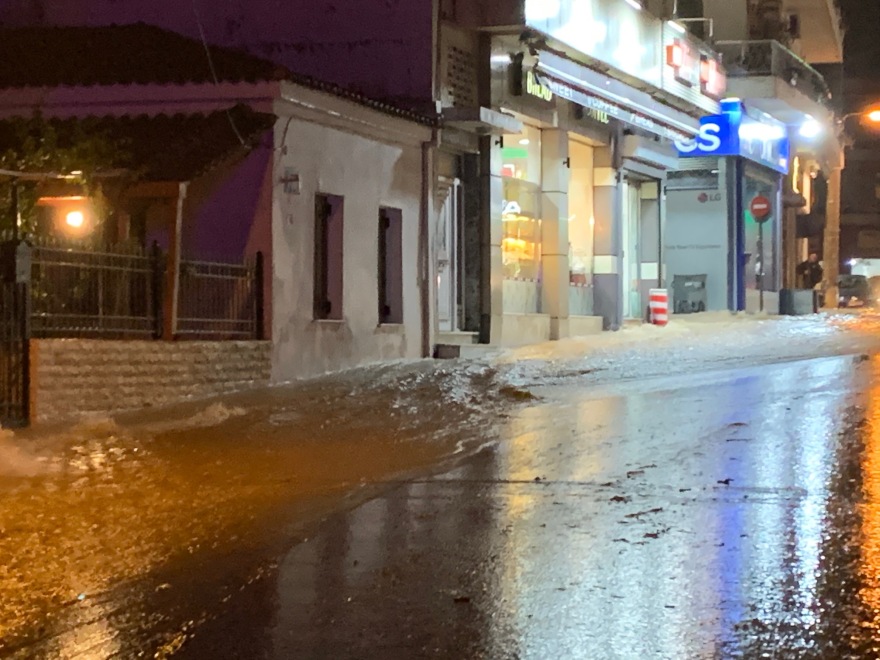 Κακοκαιρία: Πολλά προβλήματα στην Αττική, Σέρρες, Ήπειρο, Θεσσαλία - Ποιες περιοχές θα επηρεαστούν τη νύχτα