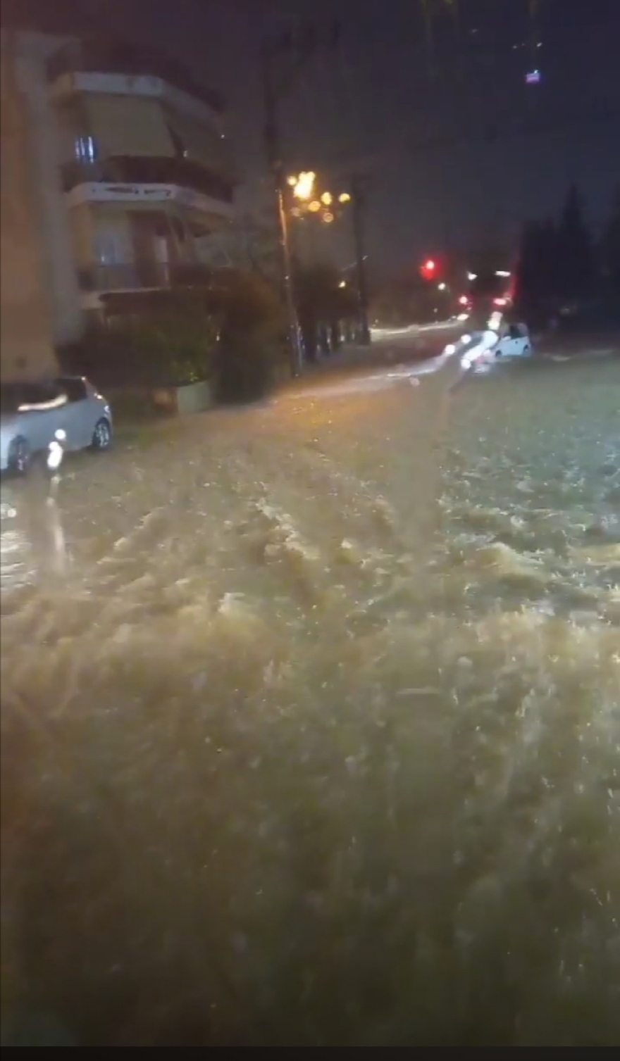 Κακοκαιρία: Πολλά προβλήματα στην Αττική, Σέρρες, Ήπειρο, Θεσσαλία - Ποιες περιοχές θα επηρεαστούν τη νύχτα