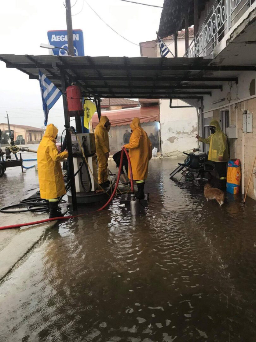 Κακοκαιρία: Πολλά προβλήματα στην Αττική, Σέρρες, Ήπειρο, Θεσσαλία - Ποιες περιοχές θα επηρεαστούν τη νύχτα
