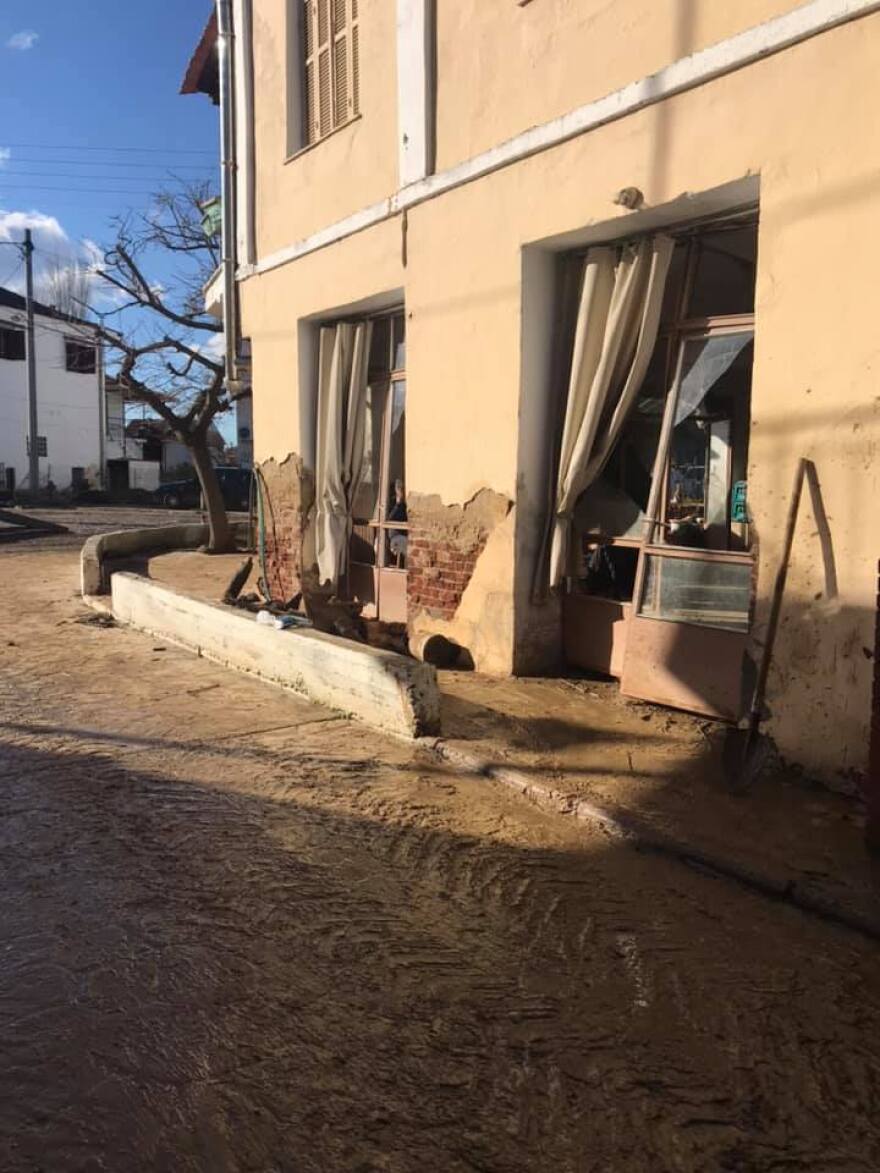 Εικόνες κατακλυσμού από την Ευκαρπία Σερρών - Δείτε βίντεο