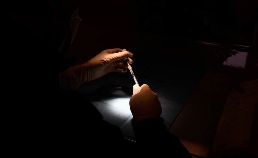 Κορωνοϊός: «Έπεσε έξω» η ΕΕ με τα εμβόλια