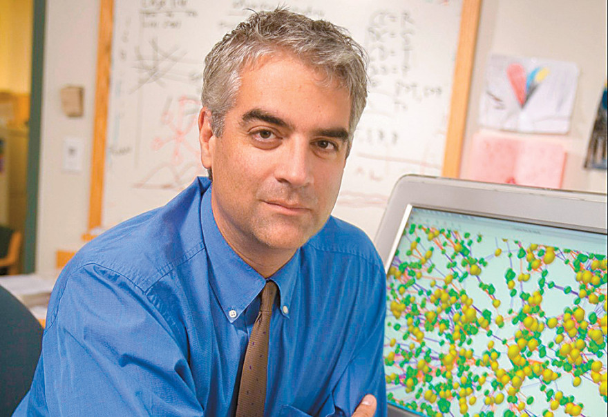 Η προφητεία του Νίκολας Χρηστάκη: «Πανσεξουαλική ουτοπία μετά την πανδημία»  