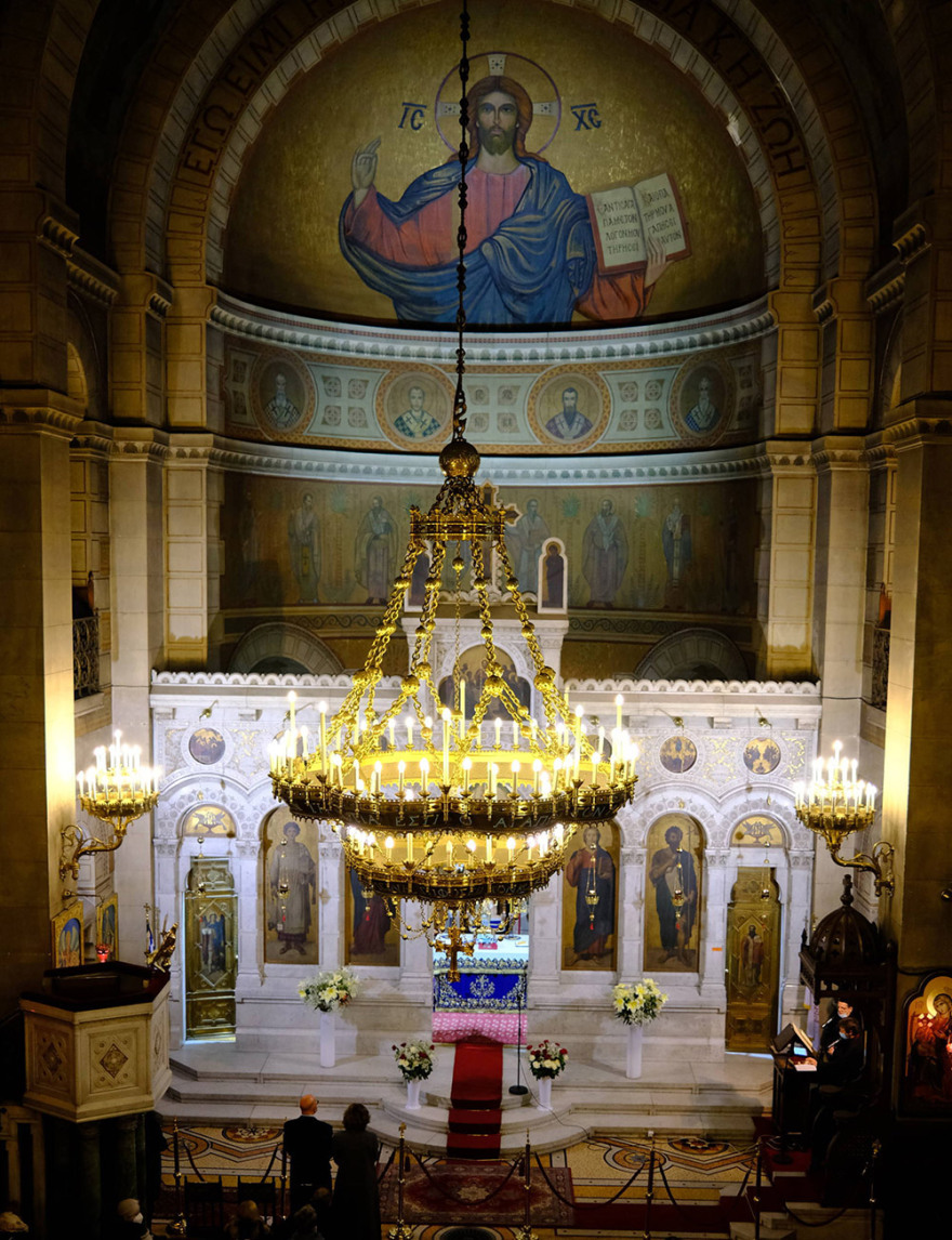 Φωτογραφίες: Πώς γιόρτασαν τα Θεοφάνια οι Έλληνες στο Παρίσι