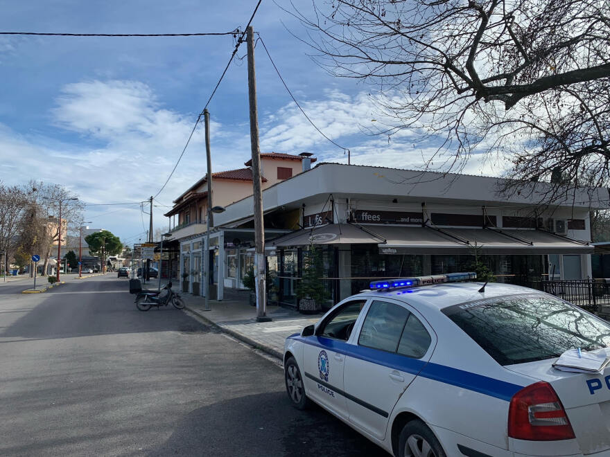 Κορωνοϊός: Πόλη «φάντασμα» η Αλίαρτος - Οι κηδείες και ο συνωστισμός στα σπίτια οδήγησαν στο ολικό lockdown 