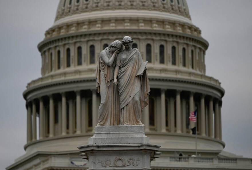 Εισβολή στο Καπιτώλιο: Τα 25 φωτογραφικά «κλικ» που θα μείνουν στην ιστορία